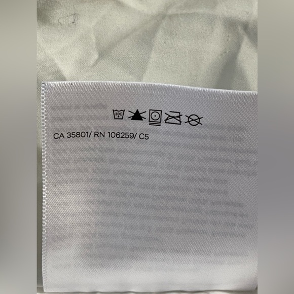 Lululemon StretchSeal Sleet Street Jacket, Natural Ivory, 0 - Picture 12 of 15